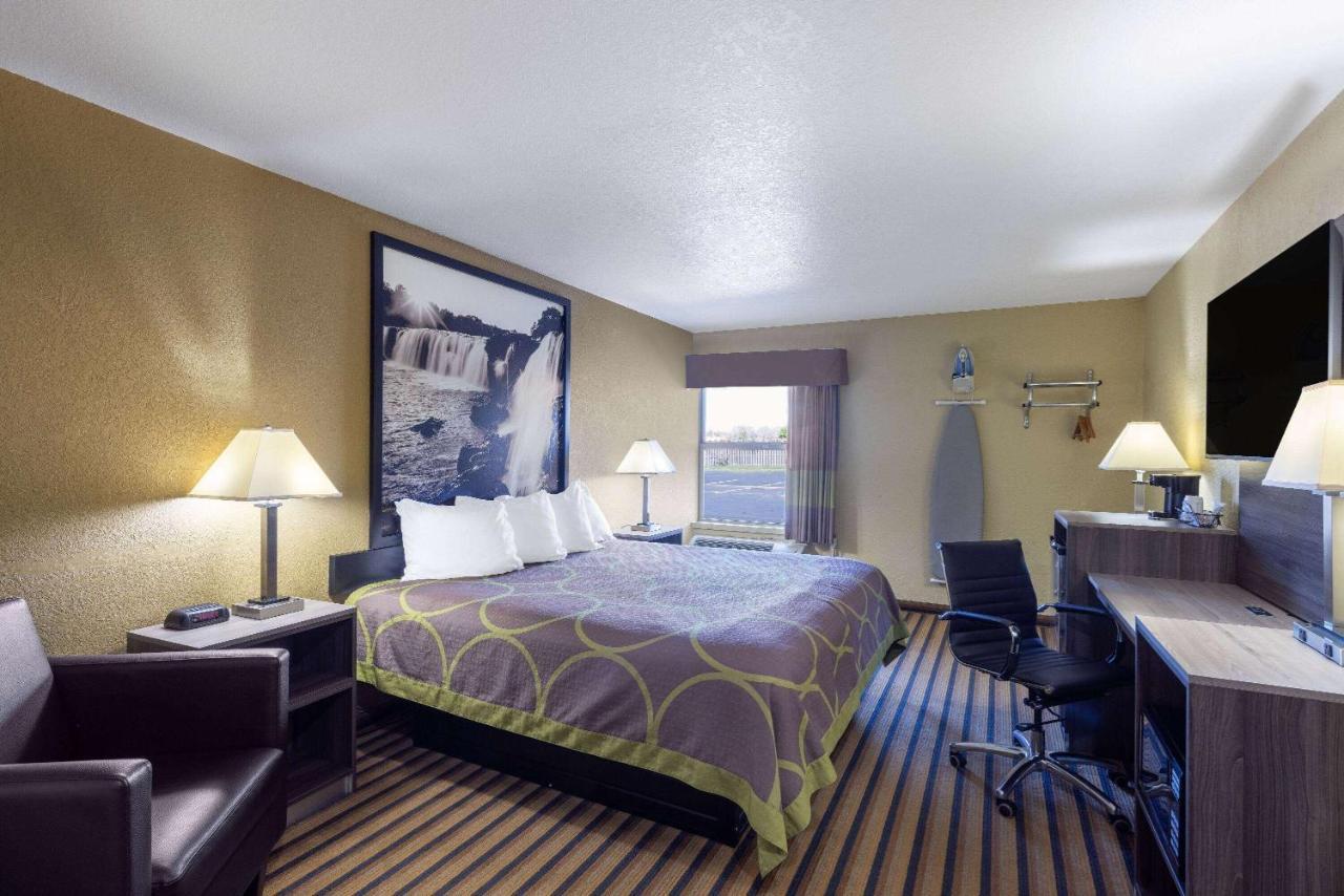 Готель Super 8 By Wyndham Nixa/Springfield Area Екстер'єр фото
